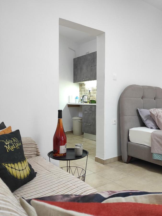 Secret Stories Studio Apartment Heraklion  Ngoại thất bức ảnh
